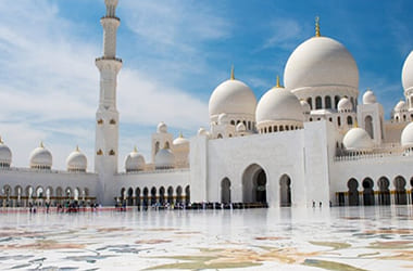 Abu dhabi tour with Grand Mosque